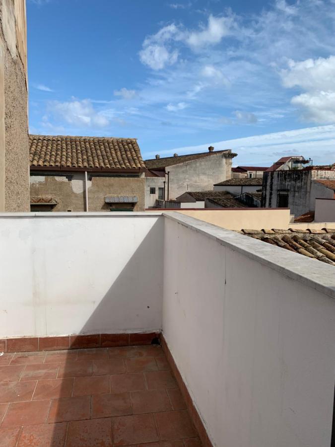 Palazzo Resuttana Apartamento *
